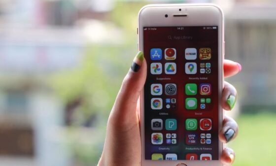 How To Hide Apps On iPhone​